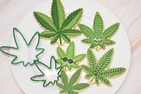 Marijuana Cannabis Shaped (Pot Leaf), Cookie Cutter